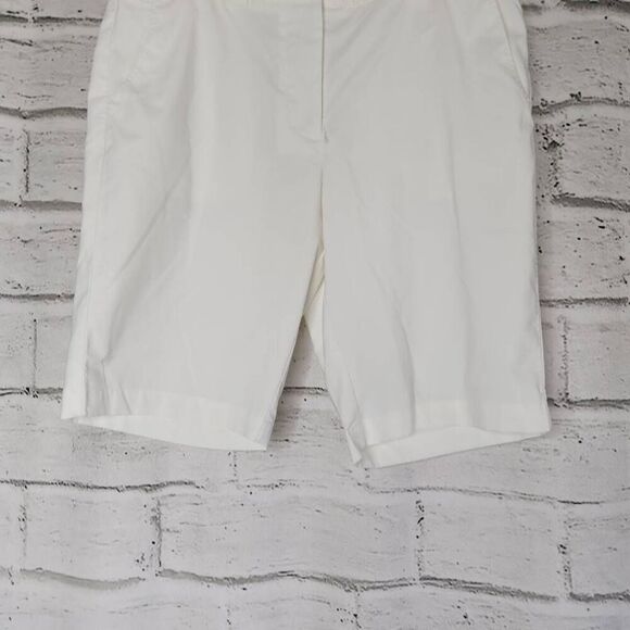 Nike Womens White High-Rise Dri-Fit Golf Tour Performance Bermuda Shorts Size 10 - Picture 4 of 10